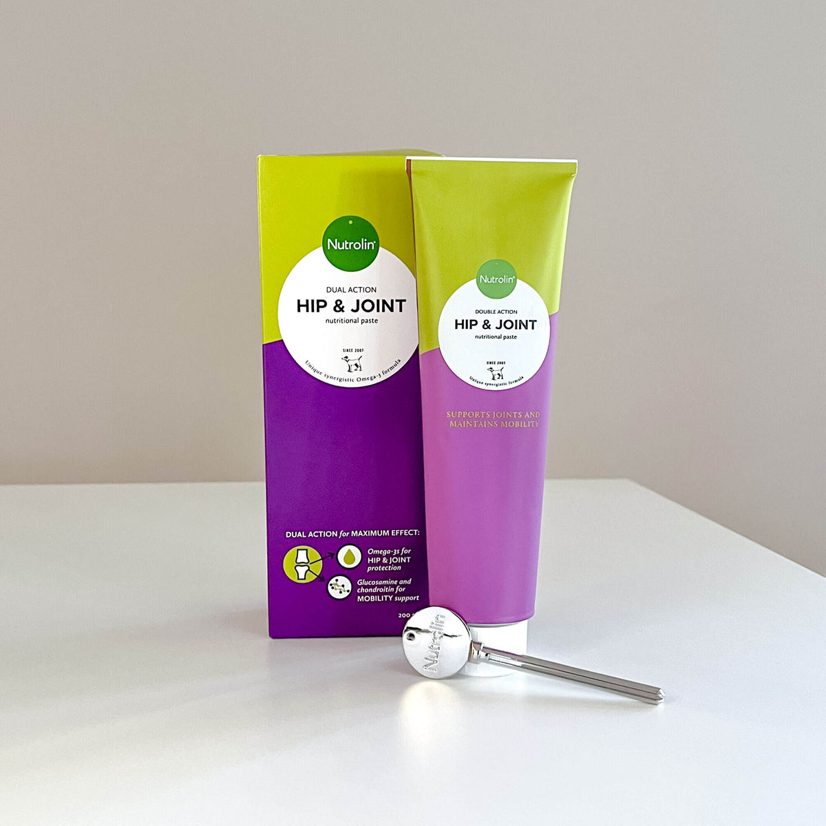 Nutrolin Hip & Joint Omega Paste pasta liigeste toetuseks koertele ja kassidele 200 g