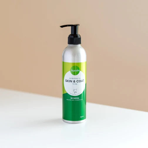 Nutrolin Skin & Coat pumpflaska 260 ml för hund