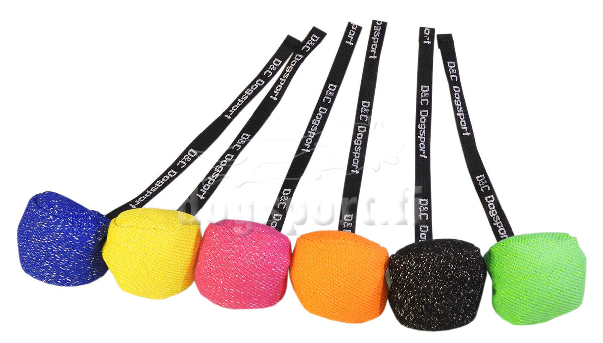 D&C Knutboll syntetisk 9 cm för hundar