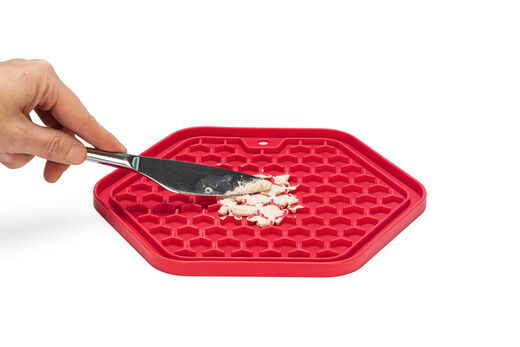 Beeztees LickMat Hexagon Red 23 x 20 cm
